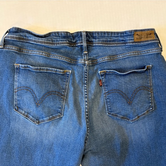 Levi’s Perfectly Shaping 512 Skinny Leg jeans size 18W - Picture 5 of 8